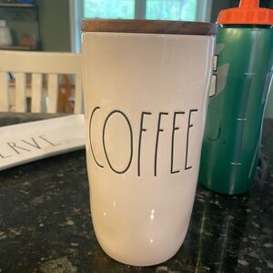 Rae Dunn Coffee Container in great condition